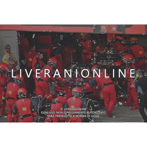 Charles Leclerc (MON) Ferrari F1-75 pushed back in the pits and retired from the race. 22.05.2022. Formula 1 World Championship, Rd 6, Spanish Grand Prix, Barcelona, Spain, Race Day. - www.xpbimages.com, EMail: requests@xpbimages.com © Copyright: Coates / XPB ImagesAGENZIA ALDO LIVERANI SAS - ITALY ONLY EDITORIAL USE ONLY