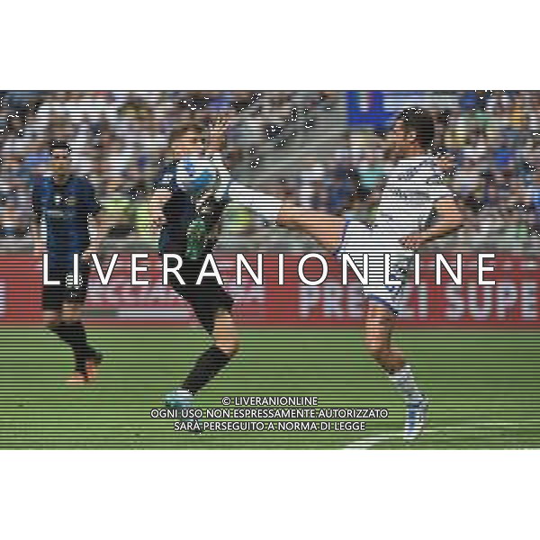 Nicolo\' Barella (Inter) SX e Antonio Candreva (Sampdoria) DX Inter vs Sampdoria Milano 22-05-2022 Stadio Giuseppe Meazza - San Siro Campionato Serie A TIM - 38a giornata foto Roberto Garavaglia/ag. Aldo Liverani sasAGENZIA ALDO LIVERANI SAS