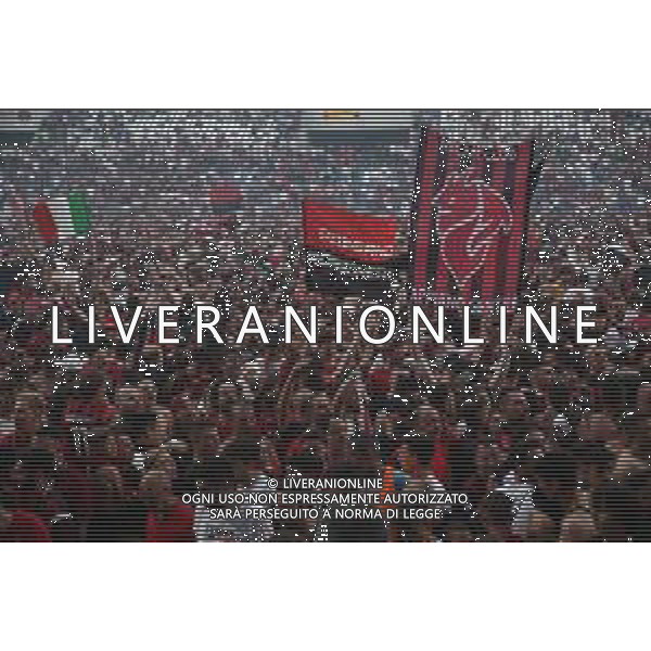 SASSUOLO - MILAN CAMPIONATO CALCIO SERIE A TIM 22.05.2022 NELLA FOTO ESULTANZA E FESTEGGIAMENTI A FINE GARA PER LA VITTORIA DELLO SCUDETTO - TIFOSI INVASIONE DI CAMPO ©SANTANDREA/AGENZIA ALDO LIVERANI SAS