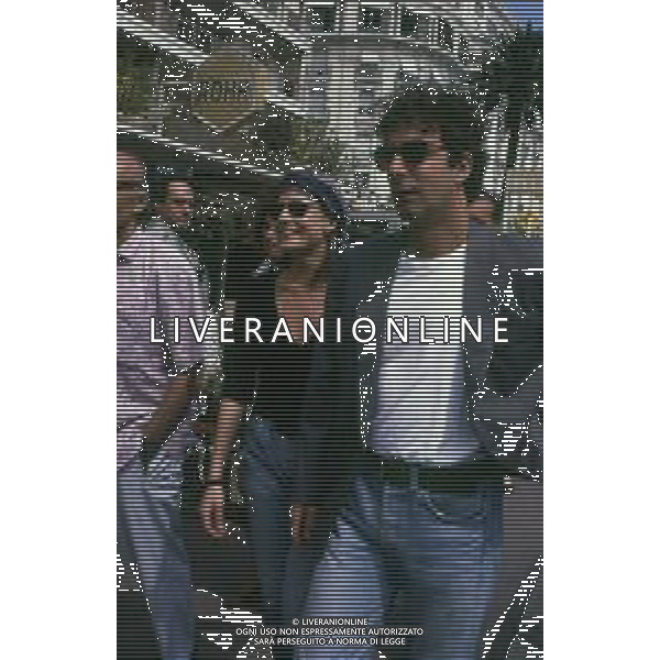 RETROSPETTIVA ISABELLA FERRARI ATTRICE NELLA FOTO ISABELLA FERRARI NELL\'ANNO 1989 AL FESTIVAL DI CANNES CON FRANCESCO NUTI AG ALDO LIVERANI SAS 