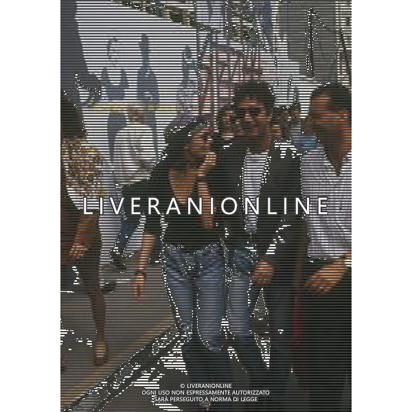 RETROSPETTIVA ISABELLA FERRARI ATTRICE NELLA FOTO ISABELLA FERRARI NELL\'ANNO 1989 AL FESTIVAL DI CANNES CON FRANCESCO NUTI AG ALDO LIVERANI SAS 
