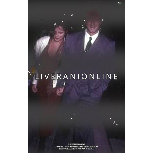RETROSPETTIVA ISABELLA FERRARI ATTRICE NELLA FOTO ISABELLA FERRARI NELL\'ANNO 1989 AL FESTIVAL DI CANNES CON FRANCESCO NUTI AG ALDO LIVERANI SAS 