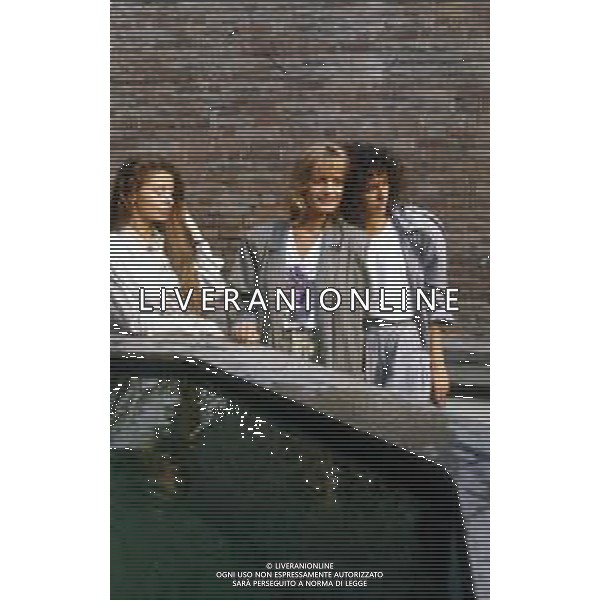 RETROSPETTIVA ISABELLA FERRARI ATTRICE NELLA FOTO ISABELLA FERRARI AL FESTIVAL DI VENEZIA NELL\'ANNO 1985 CON VALERIA GOLINO E AMNDA SANDRELLI AG ALDO LIVERANI SAS  