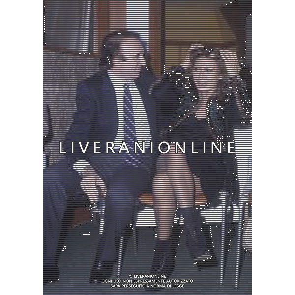 RETROSPETTIVA PIPPO BAUDO PRESENTATORE TELEVISIVO NELLA FOTO PIPPO BAUDO E ALIDA CHELLI NELL\'ANNO 1983 AG ALDO LIVERANI SAS