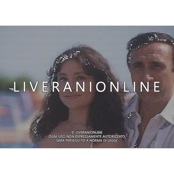 RETROSPETTIVA PIPPO BAUDO PRESENATORE TELEVISIVO NELLA FOTO PIPPO BAUDO CON ADRIANA RUSSO NELL\'ANNO 1981 AG ALDO LIVERANI SAS