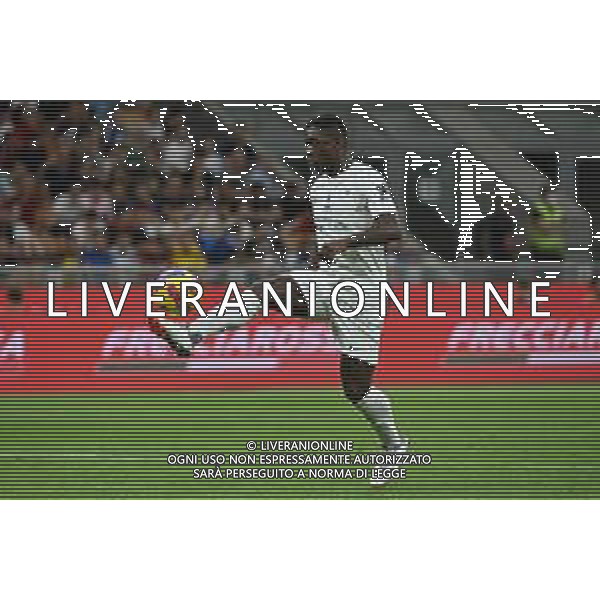 ¬© TVRG Integrations Heroes Match nella foto Clarence Seedorf Milano 23-05-2022 Stadio Giuseppe Meazza San Siro Partita di beneficienza a favore dell\'impegno contro ogni tipo di discrimazione foto Roberto Garavaglia/ag. Aldo Liverani sas/AG. ALDO LIVERANI SAS