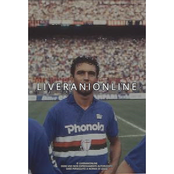 RETROSPETTIVA LUCA PELLEGRINI CALCIATORE NELLA FOTO CON LA MAGLIA DELLA SAMPDORIA NEL 1985 ©DFP/ARCHIVIO AGENZIA ALDO LIVERANI SAS