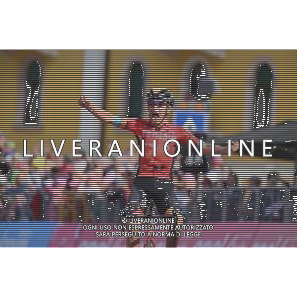 25-05-2022 Giro D\'italia; Tappa 17 Ponte Di Legno - Lavarone; 2022, Bahrain - Victorious; Buitrago Sanchez, Santiago; Lavarone; ©SIROTTI/AGENZIA ALDO LIVERANI SAS