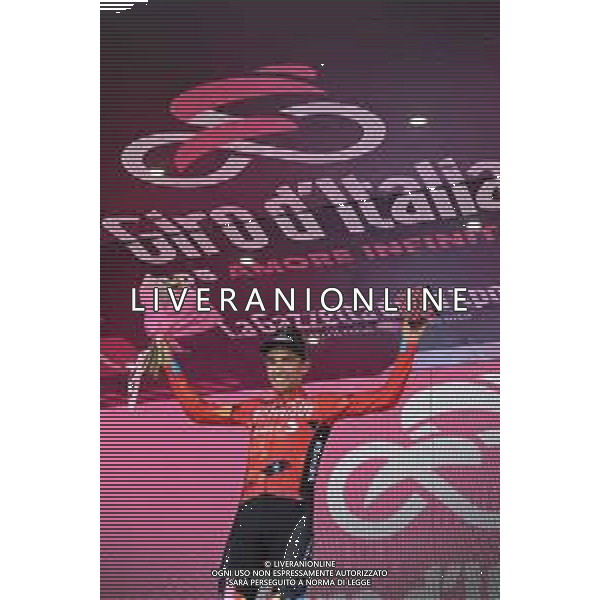 25-05-2022 Giro D\'italia; Tappa 17 Ponte Di Legno - Lavarone; 2022, Bahrain - Victorious; Buitrago Sanchez, Santiago; Lavarone; ©SIROTTI/AGENZIA ALDO LIVERANI SAS