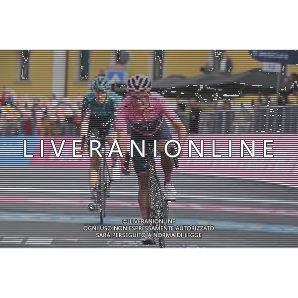 25-05-2022 Giro D\'italia; Tappa 17 Ponte Di Legno - Lavarone; 2022, Ineos - Grenadiers; Carapaz Antonio, Richard Antonio; Lavarone; ©SIROTTI/AGENZIA ALDO LIVERANI SAS