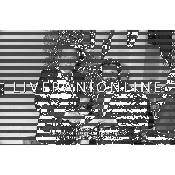 CONCORSO LADY MILANO AL CASINO\' DI VENEZIA OTTOBRE 1981 NELLA FOTO LO SCULTORE MELONISKI DA VILLACIDRO ©Archivio Giovanni Liverani/AG. ALDO LIVERANI SAS