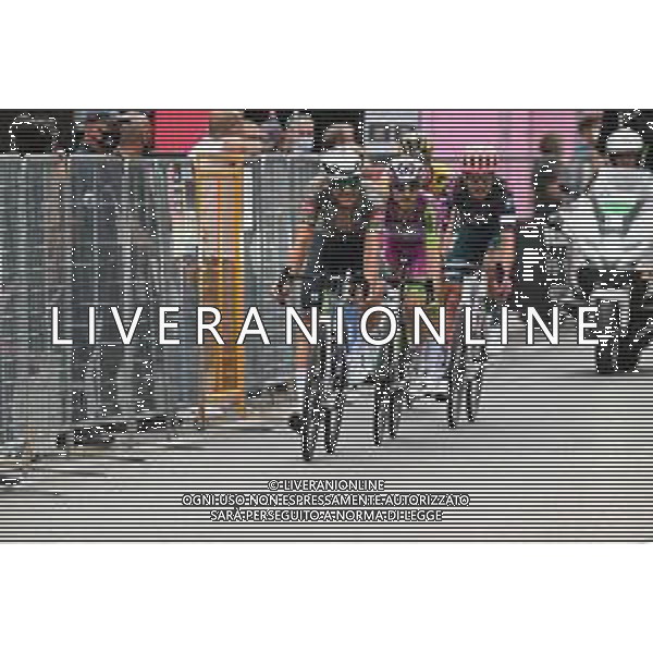 26-05-2022 Giro D\'italia; Tappa 18 Borgo Valsugana - Treviso; 2022, Alpecin - Fenix; 2022, Bardiani - Csf Faizane; 2022, Ef Education - Easypost; De Bondt, Dries; Gabburo, Davide; Nielsen Magnus, Cort; Treviso; ©SIROTTI/AG. ALDO LIVERANI SAS