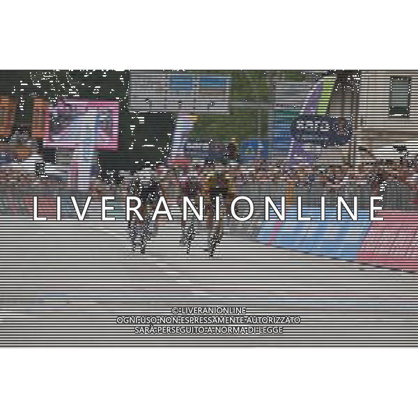 26-05-2022 Giro D\'italia; Tappa 18 Borgo Valsugana - Treviso; 2022, Alpecin - Fenix; 2022, Jumbo - Visma; De Bondt, Dries; Affini, Edoardo; Treviso; ©SIROTTI/AG. ALDO LIVERANI SAS
