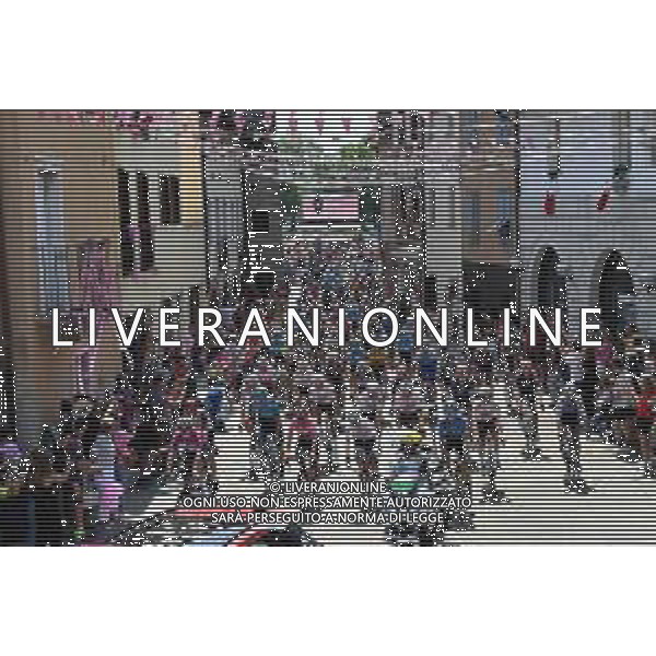 27-05-2022 Giro D\'italia; Tappa 19 Marano Lagunare - Santuario Di Castelmonte; 2022, Ineos - Grenadiers; 2022, Groupama - Fdj; 2022, Trek - Segafredo; 2022, Jumbo - Visma; Carapaz Antonio, Richard Antonio; Demare, Arnaud; Lopez, Juan Pedro; Bouwman, Koen; Marano Lagunare; ©SIROTTI/AGENZIA ALDO LIVERANI SAS