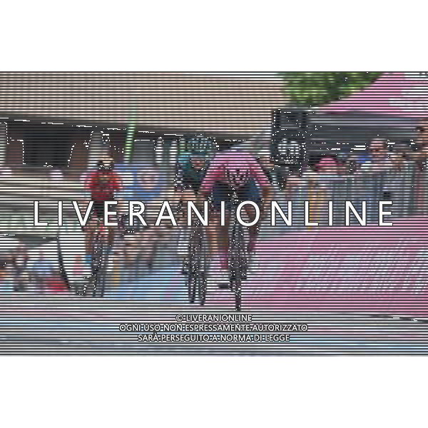 27-05-2022 Giro D\'italia; Tappa 19 Marano Lagunare - Santuario Di Castelmonte; 2022, Ineos - Grenadiers; 2022, Bora - Hansgrohe; Carapaz Antonio, Richard Antonio; Hindley, Jai; Santuario Di Castelmonte; ©SIROTTI/AGENZIA ALDO LIVERANI SAS