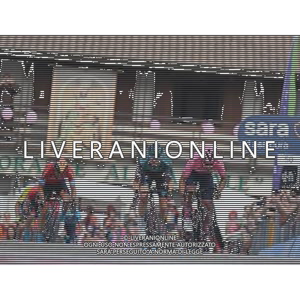 27-05-2022 Giro D\'italia; Tappa 19 Marano Lagunare - Santuario Di Castelmonte; 2022, Ineos - Grenadiers; 2022, Bora - Hansgrohe; 2022, Bahrain - Victorious; Carapaz Antonio, Richard Antonio; Hindley, Jai; Landa Meana, Mikel; Santuario Di Castelmonte; ©SIROTTI/AGENZIA ALDO LIVERANI SAS