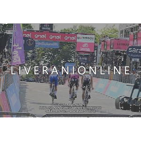 27-05-2022 Giro D\'italia; Tappa 19 Marano Lagunare - Santuario Di Castelmonte; 2022, Groupama - Fdj; Demare, Arnaud; Konovalovas, Ignatas; Santuario Di Castelmonte; ©SIROTTI/AGENZIA ALDO LIVERANI SAS