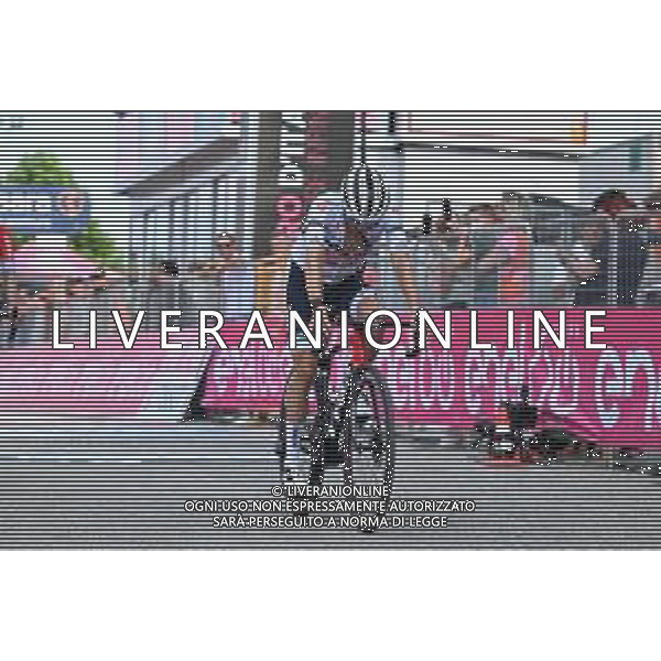 27-05-2022 Giro D\'italia; Tappa 19 Marano Lagunare - Santuario Di Castelmonte; 2022, Trek - Segafredo; Lopez, Juan Pedro; Santuario Di Castelmonte; ©SIROTTI/AGENZIA ALDO LIVERANI SAS
