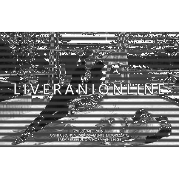 RETROSPETTIVA LIANA ORFEI ATTRICE E CIRCENSE NELLA FOTO NELLA SUA ABITAZIONE A ROMA NEL 1960 ©Archivio Giovanni Liverani/AGENZIA ALDO LIVERANI SAS