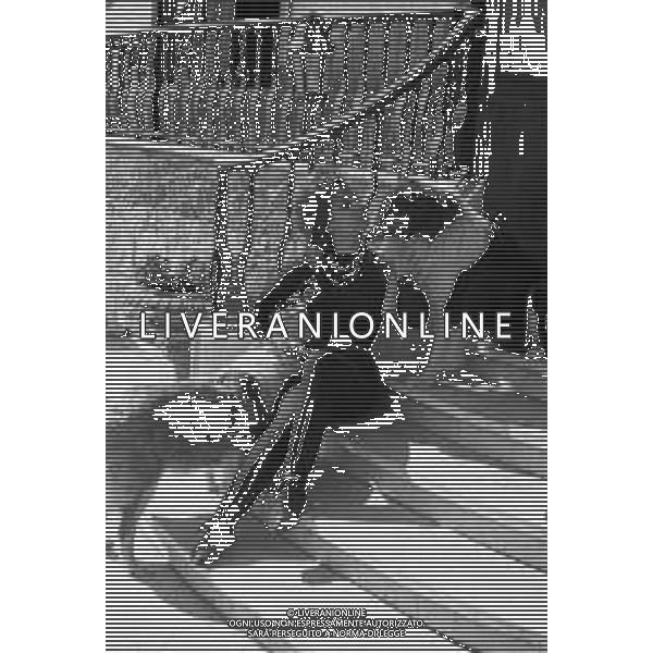 RETROSPETTIVA LIANA ORFEI ATTRICE E CIRCENSE NELLA FOTO NELLA SUA ABITAZIONE A ROMA NEL 1960 ©Archivio Giovanni Liverani/AGENZIA ALDO LIVERANI SAS