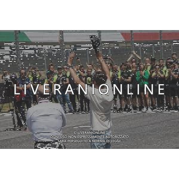 Valerio Origo/LMedia - Valentino Rossi retired the number 46 - MotoGP World Championship May 28 2022 - Mugello International Circuit Mugello, Italy Valentino Rossi retired the number 46 Photo showing: Valentino Rossi, number 46 retirement ceremony @Valerio Origo/LiveMedia /AGENZIA ALDO LIVERANI SAS