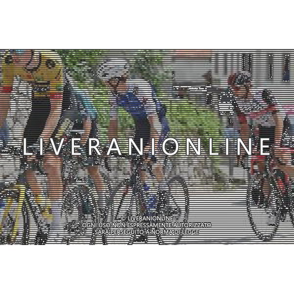 28-05-2022 Giro D\'italia; Tappa 20 Belluno - Passo Fedaia; 2022, Quick Step - Alpha Vinyl; Vansevenant, Mauri; Cencenighe Agordino; FOTO STEFANO SIROTTI-AG ALDO LIVERANI SAS