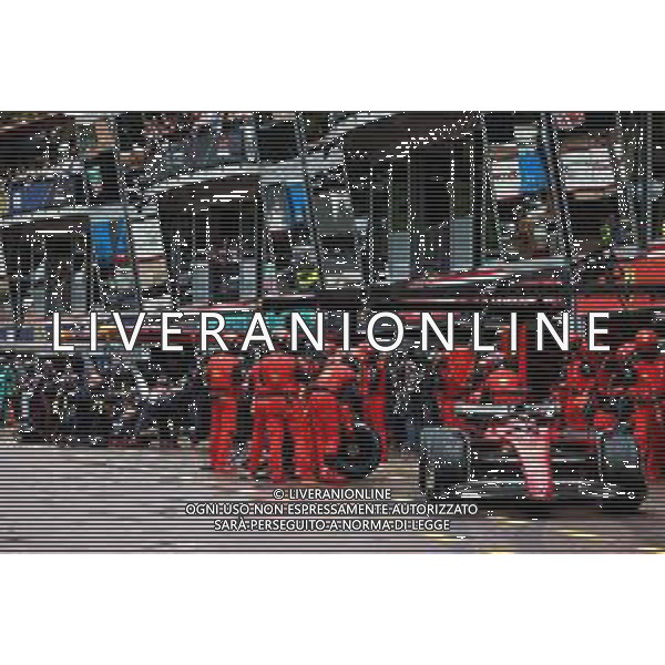Charles Leclerc (MON) Ferrari F1-75 makes a pit stop. 29.05.2022. Formula 1 World Championship, Rd 7, Monaco Grand Prix, Monte Carlo, Monaco, Race Day. - www.xpbimages.com, EMail: requests@xpbimages.com © Copyright: Batchelor / XPB Images/AGENZIA ALDO LIVERANI SAS - ITALY ONLY EDITORIAL USE ONLY