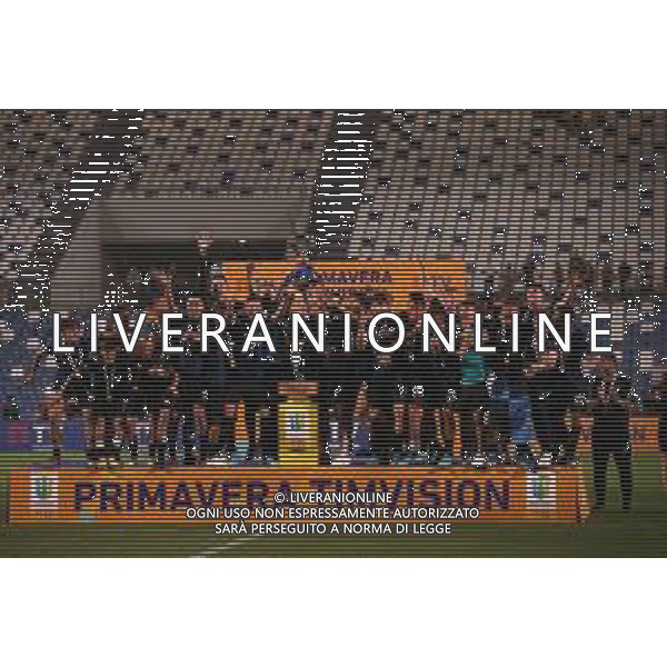 ROMA - INTER FINALE CAMPIONATO PRIMAVERA REGGIO EMILIA 31.05.2022 NELLA FOTO COPPA TROFEO - ESULTANZA FESTEGGIAMENTI E PREMIAZIONE DEI GIOCATORI DELL\'INTER VINCITORI DELLO SCUDETTO ©SANTANDREA/AGENZIA ALDO LIVERANI SAS