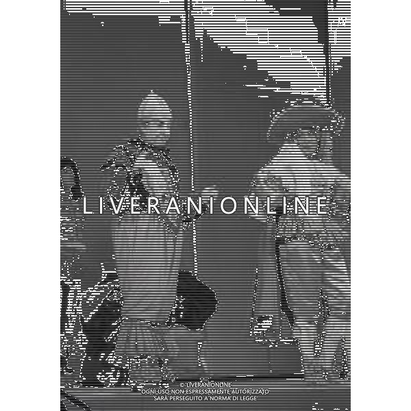RETROSPETTIVA GINO BRAMIERI COMICO-CABARETTISTA-ATTORE-UMORISTA CONDUTTORE TELEVISIVO NELLA FOTO GINO BRAMIERI NELLA COMMEDIA TEATRALE “PARDON MONSIEUR MONLIERE“NELL\'ANNO 1983 AG ALDO LIVERANI SAS