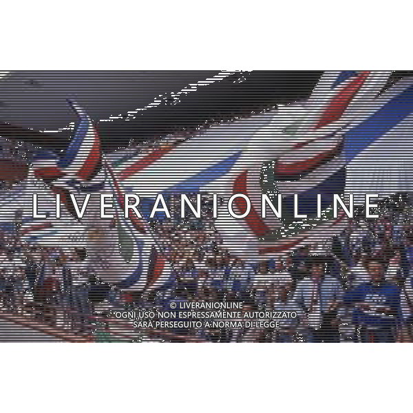 FESTEGGIAMENTI DEI TIFOSI DELLA SAMPDORIA PER LA VITTORIA DEL PRIMO SCUDETTO NEL CAMPIONATO 1990-1991 AG. ALDO LIVERANI SAS