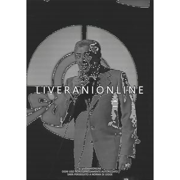 RETROSPETTIVA GINO BRAMIERI COMICO-CABARETTISTA-ATTORE-UMORISTA CONDUTTORE TELEVISIVO NELLA FOTO GINO BRAMIERI A MILANO NELL\'ANNO 1978 AG ALDO LIVERANI SAS  