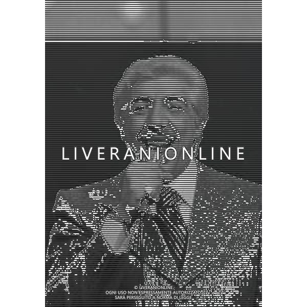 RETROSPETTIVA GINO BRAMIERI COMICO-CABARETTISTA-ATTORE-UMORISTA CONDUTTORE TELEVISIVO NELLA FOTO GINO BRAMIERI A MILANO NELL\'ANNO 1978 AG ALDO LIVERANI SAS  