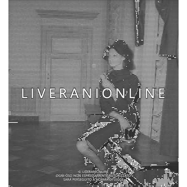 RETROSPETTIVA CARLA GRAVINA ATTRICE NELLA FOTO CARLA GRAVINA DAL SARTO GIANNI BALDINI A MILANO IL 15-12-1964 AG ALDO LIVERANI SAS