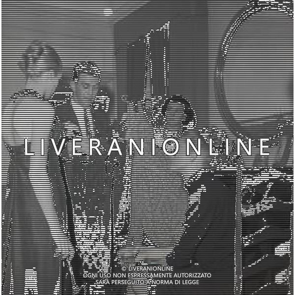 RETROSPETTIVA CARLA GRAVINA ATTRICE NELLA FOTO CARLA GRAVINA DAL SARTO GIANNI BALDINI A MILANO IL 15-12-1964 AG ALDO LIVERANI SAS