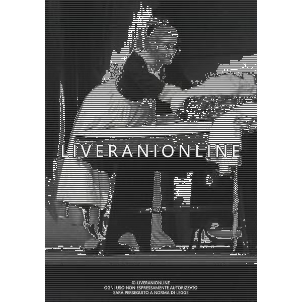 RETROSPETTIVA CARLA GRAVINA ATTRICE NELLA FOTO CARLA GRAVINA IN TEATRO NELL\'ANNO 1963 A MILANO AG ALDO LIVERANI SAS