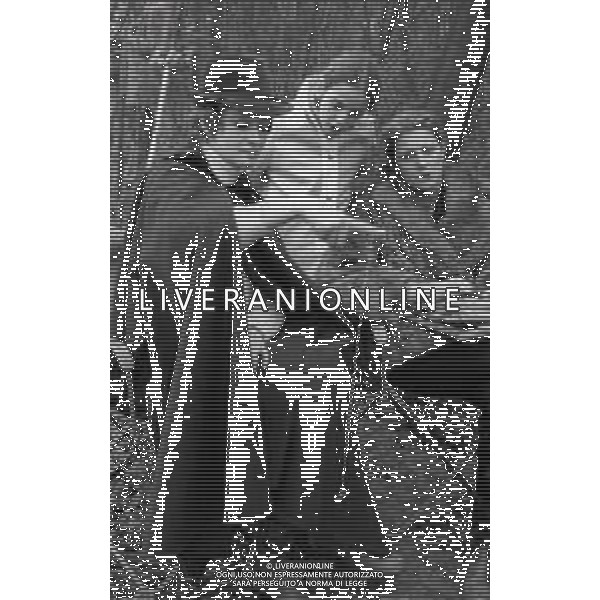 RETROSPETTIVA CARLA GRAVINA ATTRICE NELLA FOTO CARLA GRAVINA NELL\'ANNO 1969 A VIGEVANO SET DEL FILM“LA DONNA INVISIBILE“ AG ALDO LIVERANI SAS 