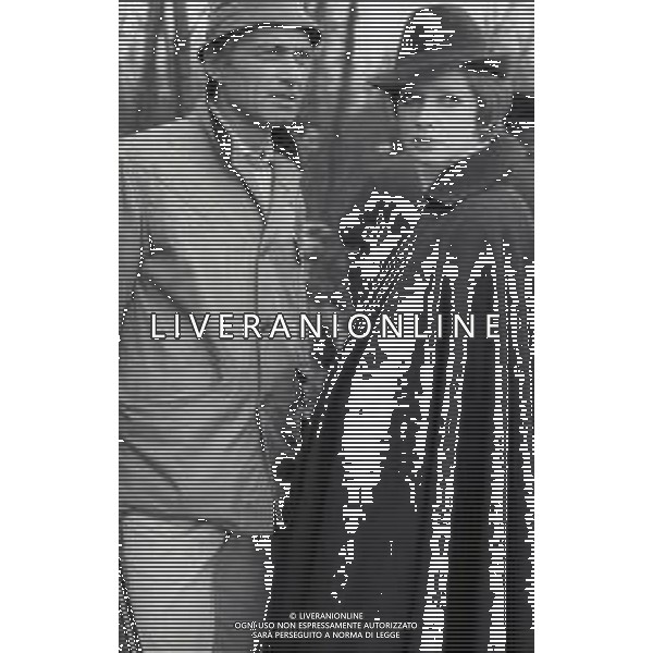 RETROSPETTIVA CARLA GRAVINA ATTRICE NELLA FOTO CARLA GRAVINA CON SILVANO TRANQUILLI NELL\'ANNO 1969 A VIGEVANO SET DEL FILM“LA DONNA INVISIBILE“ AG ALDO LIVERANI SAS 