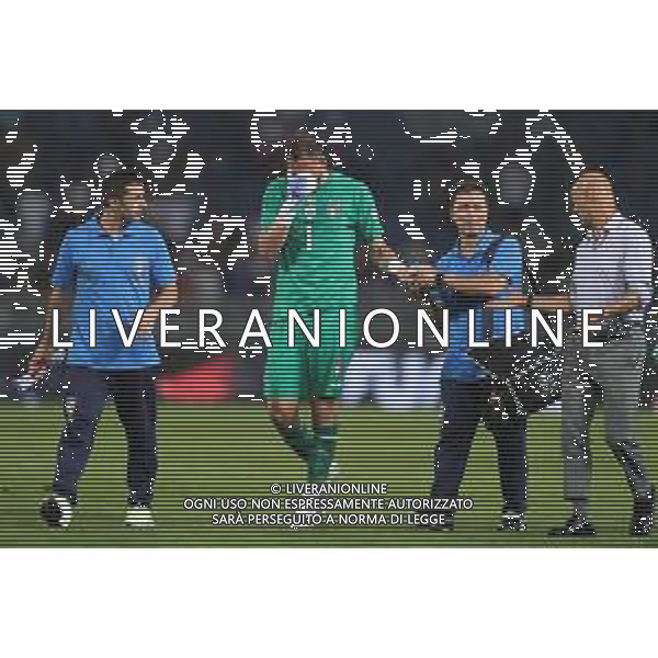 BOLOGNA - UEFA Nations League girone A gruppo 3 - ITALIA vs GERMANIA 04/06/2022 - nella foto: Gianluigi Donnarumma(Italia) dolorante a fine gara - infortunato alla mano ©Claudio Zamagni/Agenzi Aldo Liverani s.a.s. /AGENZIA ALDO LIVERANI SAS