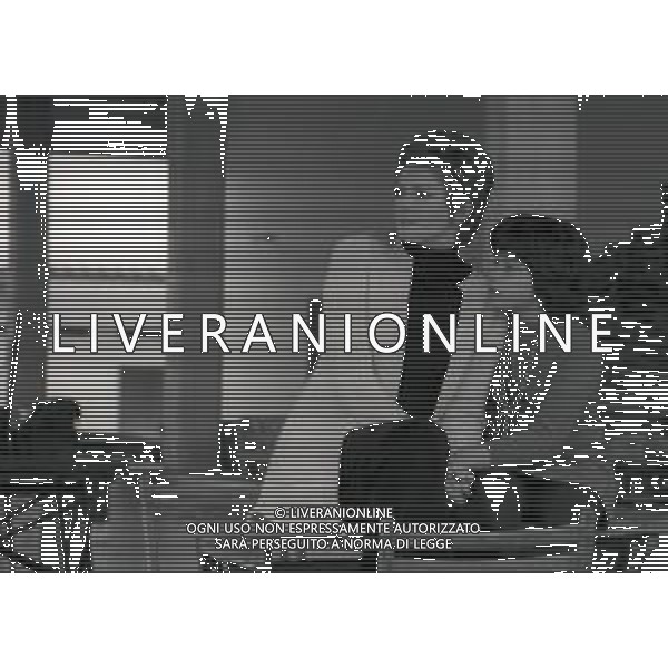 RETROSPETTIVA CARLA GRAVINA ATTRICE NELLA FOTO CARLA GRAVINA NELL\'ANNO 1970 A ROMA CON LA FIGLIA GIOVANNA AG ALDO LIVERANI SAS 
