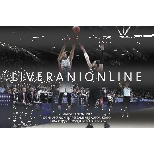 Devon Hall (Armani Exchange Milano) (L) thwarted by Tornike Shengelia (Segafredo Virtus Bologna) - Virtus Segafredo Bologna vs AX Armani Exchange Milano - Campionato Basket Serie A Play off Gara 1 scudetto 08.06.2022 ©Michele Nucci/LMedia /AGENZIA ALDO LIVERANI SAS