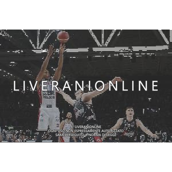 Devon Hall (Armani Exchange Milano) (L) thwarted by Alessandro Pajola (Segafredo Virtus Bologna) - Virtus Segafredo Bologna vs AX Armani Exchange Milano - Campionato Basket Serie A Play off Gara 1 scudetto 08.06.2022 ©Michele Nucci/LMedia /AGENZIA ALDO LIVERANI SAS