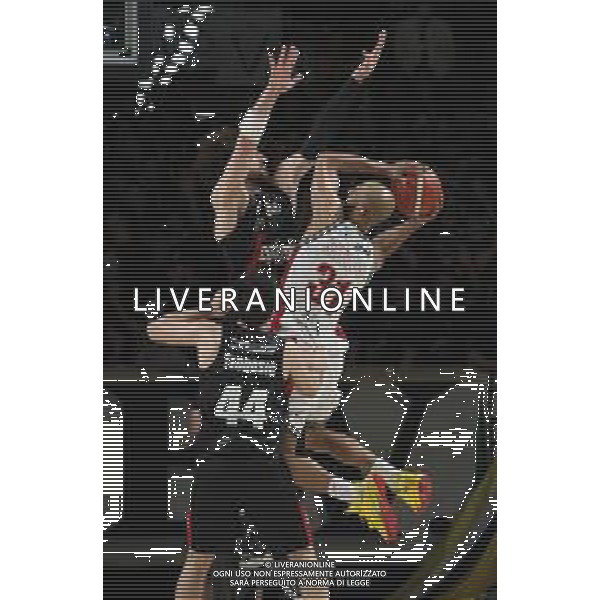 Shavon Shields (Armani Exchange Milano) (R) thwarted by Tornike Shengelia (Segafredo Virtus Bologna) - Virtus Segafredo Bologna vs AX Armani Exchange Milano - Campionato Basket Serie A Play off Gara 1 scudetto 08.06.2022 ©Michele Nucci/LMedia /AGENZIA ALDO LIVERANI SAS