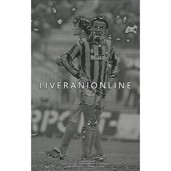 16-02-1983 MILANO ANDATA DI OTTAVI DI FINALE COPPA ITALIA INTER-VARESE 2-0 NELLA FOTO JUARY E ALESSANDRO ATOBELLI AG ALDO LIVERANI SAS