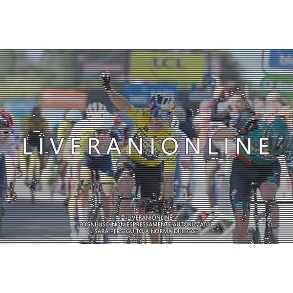 09-06-2022 Criterium Du Dauphine Libere; Tappa 05 Thizy Les Bourgs - Chaintre; 2022, Jumbo - Visma; Van Aert, Wout; Chaintre; ©SIROTTI/AGENZIA ALDO LIVERANI SAS