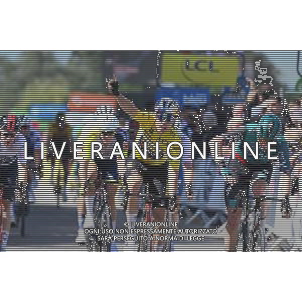 09-06-2022 Criterium Du Dauphine Libere; Tappa 05 Thizy Les Bourgs - Chaintre; 2022, Jumbo - Visma; 2022, Bora - Hansgrohe; Van Aert, Wout; Meeus, Jordi; Chaintre; ©SIROTTI/AGENZIA ALDO LIVERANI SAS