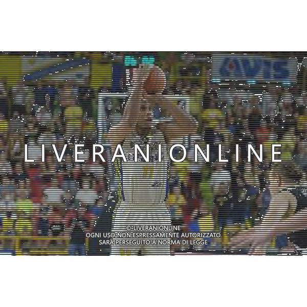 Roberto Tommasini/LMedia - Playoff finals - 3rd match - Tezenis Verona VS APU Udine - Italian Basketball Serie A2 Men Championship 2021/2022 June 10 2022 - AGSM Forum Verona, Italy Playoff finals - 3rd match - Tezenis Verona VS APU Udine Photo showing: Xavier Johnson - Scaligera Basket Tezenis Verona @Roberto Tommasini/LiveMedia /AGENZIA ALDO LIVERANI SAS