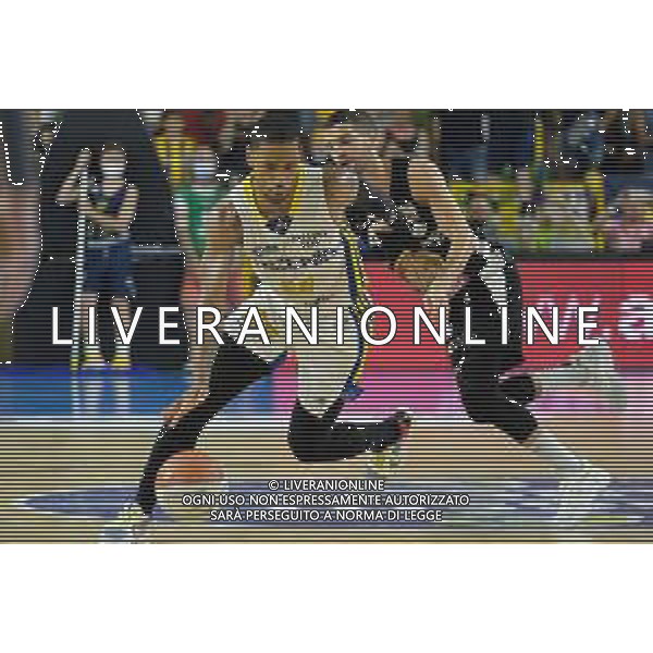 Roberto Tommasini/LMedia - Playoff finals - 3rd match - Tezenis Verona VS APU Udine - Italian Basketball Serie A2 Men Championship 2021/2022 June 10 2022 - AGSM Forum Verona, Italy Playoff finals - 3rd match - Tezenis Verona VS APU Udine Photo showing: Karvel Anderson - Scaligera Basket Tezenis Verona @Roberto Tommasini/LiveMedia /AGENZIA ALDO LIVERANI SAS