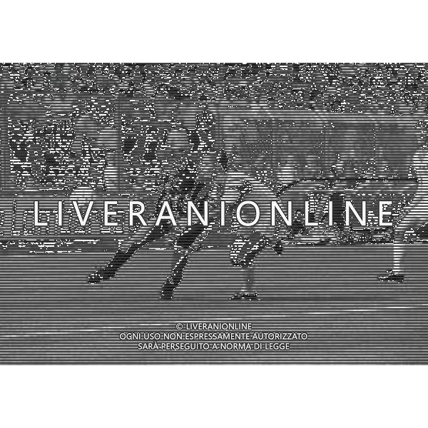09-09-1990 BERGANO CAMPIONATO DI CALCIO SERIE A ATALANTA-BARI 2-0 NELLA FOTO CLAUDIO CANIGGIA E MASSIMO BRAMBATI AG ALDO LIVERANI SAS