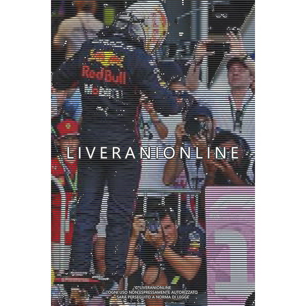 Race winner Max Verstappen (NLD) Red Bull Racing celebrates in parc ferme. 12.06.2022. Formula 1 World Championship, Rd 8, Azerbaijan Grand Prix, Baku Street Circuit, Azerbaijan, Race Day. - www.xpbimages.com, EMail: requests@xpbimages.com © Copyright: Batchelor / XPB Images/AGENZIA ALDO LIVERANI SAS - ITALY ONLY EDITORIAL USE ONLY