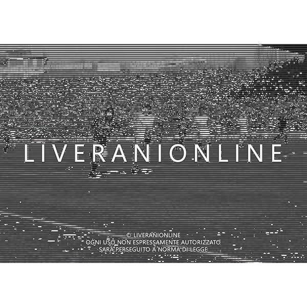 12-04-1992 BERGAMO CAMPIONATO DI CALCIO SERIE A ATALANTA-FOGGIA 4-4 NELLA FOTO CARLOS BIANCHEZI E ANGELO CONSAGRA AG ALDO LIVERANI SAS